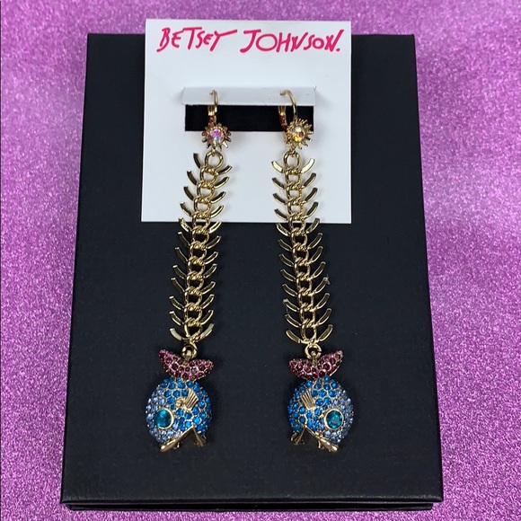 Betsey Johnson CATCH of the day earrings - Picture 1 of 6